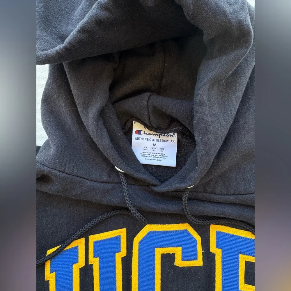 ✨Vintage Champion Black UCR Hoodie✨
‼️see description and photos‼️ - Picture 2 of 8
